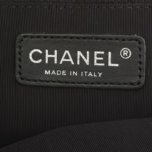 Chanel XXL Classic Single Flap Bag White Shiny Caviar Light  CHANEL White Leather bag‎ authentic 100%